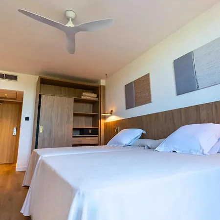 Otel Ohtels Vil-la Romana 4*