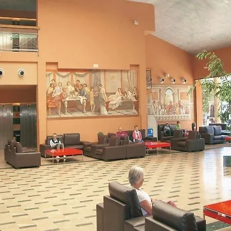Ohtels Vil-la Romana Otel 4*